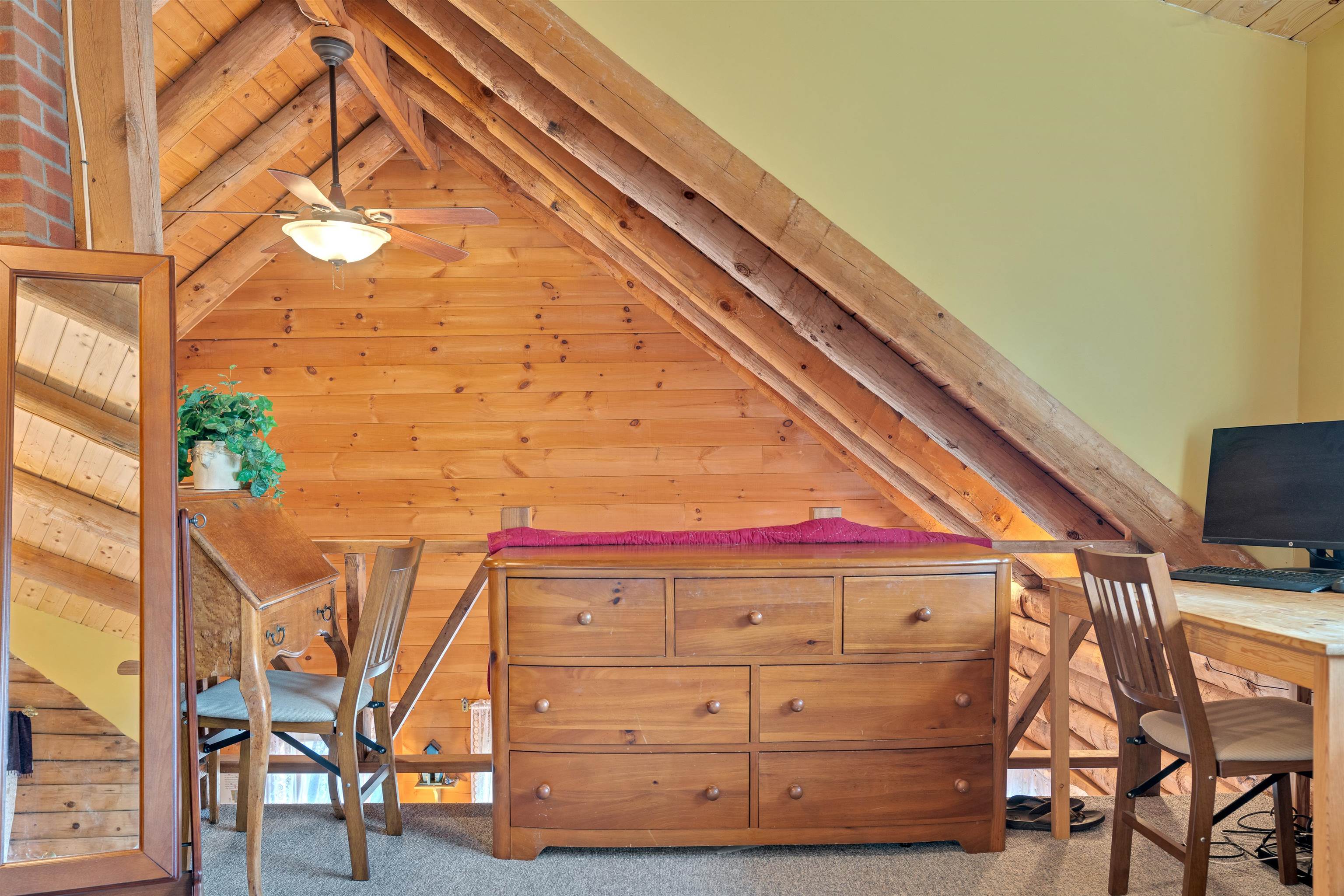 211 Wood Road Hartford, VT 05059 - Photo 21 of 56