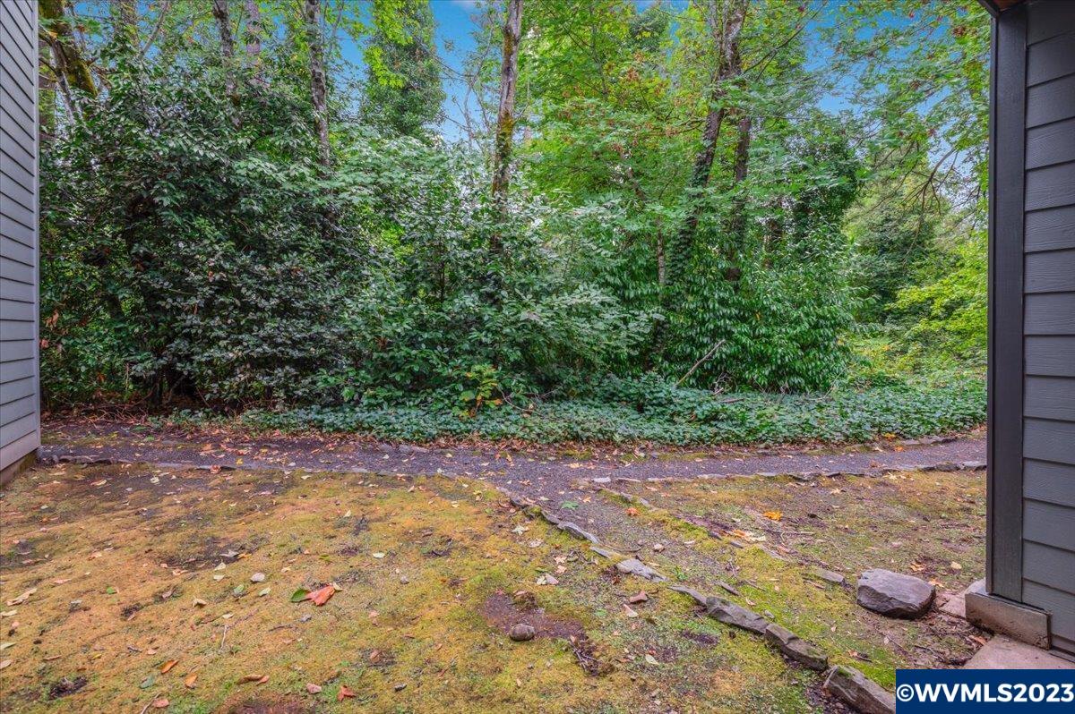 6745 Southwest Scholls Ferry Road Beaverton, OR 97008 - Photo 21 of 29