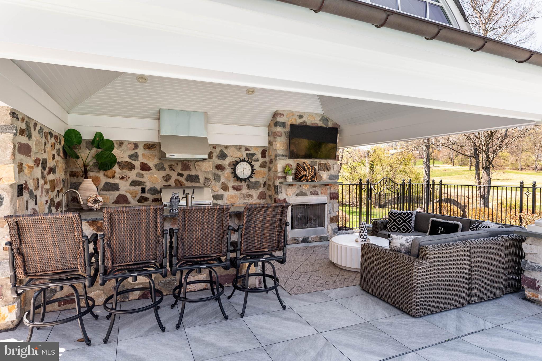 1075 South Leopard Road Berwyn, PA 19312 - Photo 101 of 111 Canaba