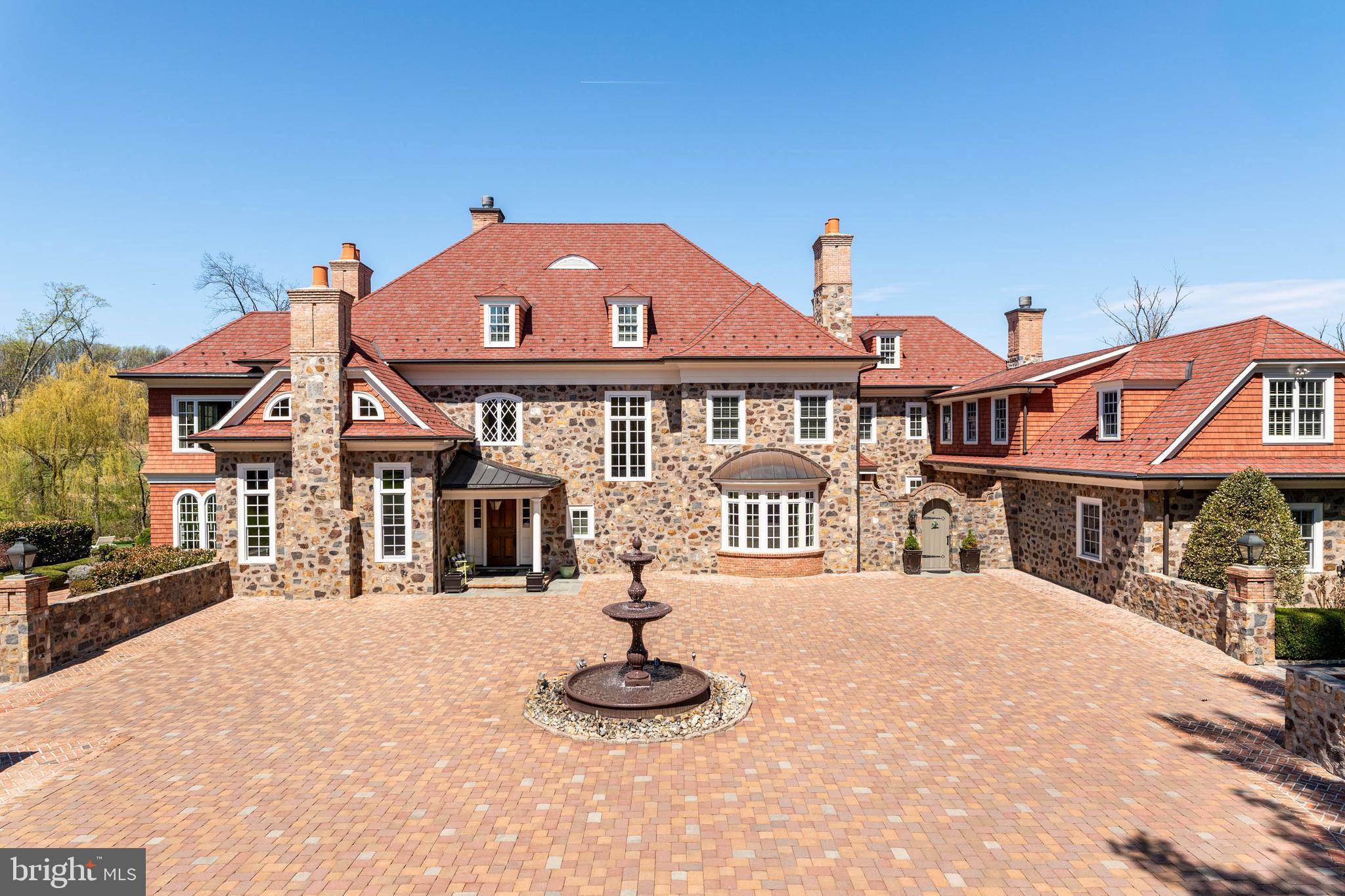 1075 South Leopard Road Berwyn, PA 19312 - Photo 12 of 111 Courtyard