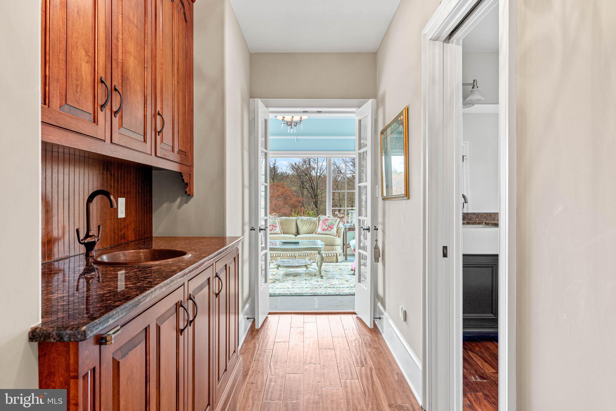 1075 South Leopard Road Berwyn, PA 19312 - Photo 61 of 111 Wet Bar in Primary