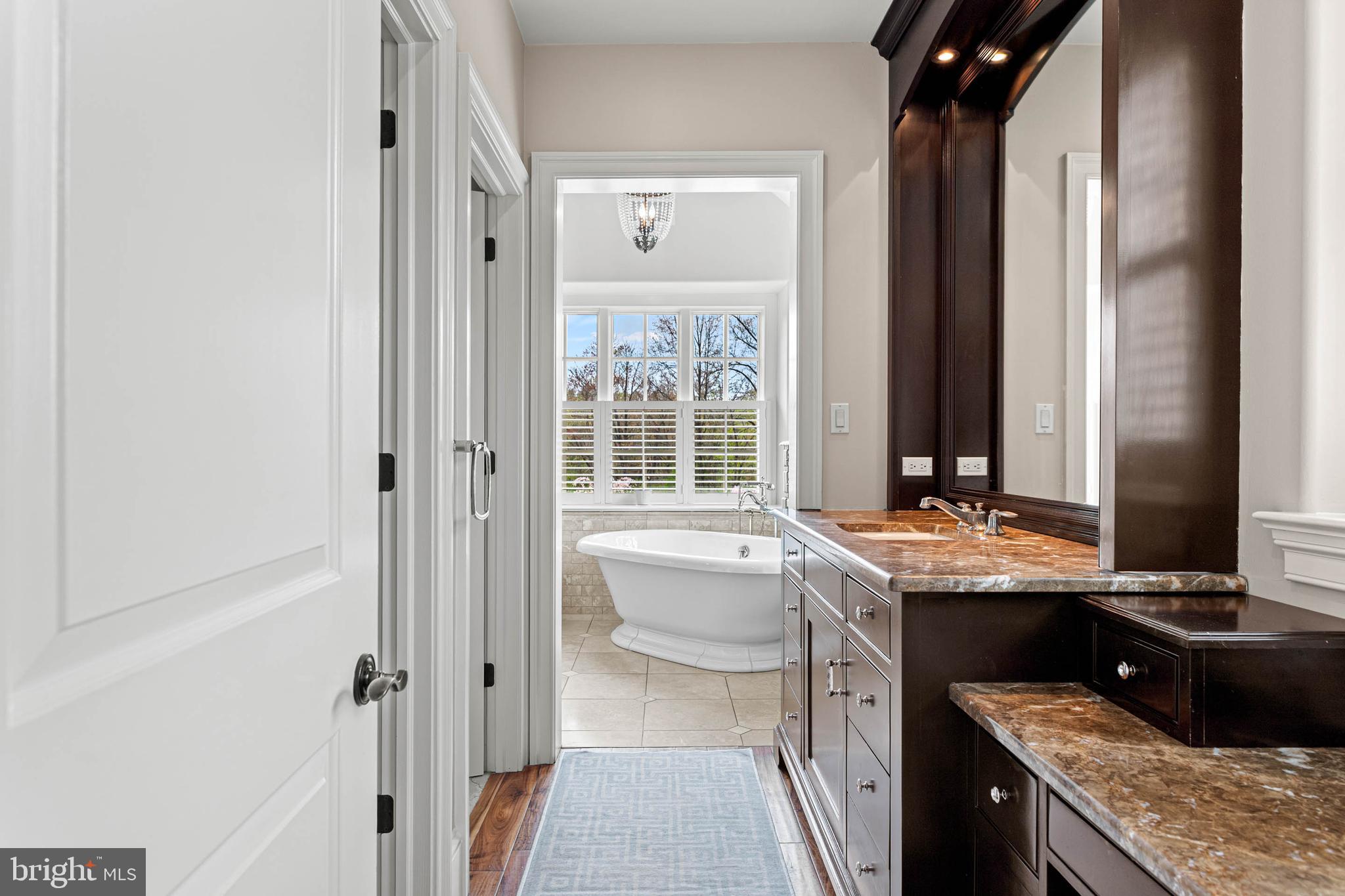 1075 South Leopard Road Berwyn, PA 19312 - Photo 62 of 111 Primary Bath