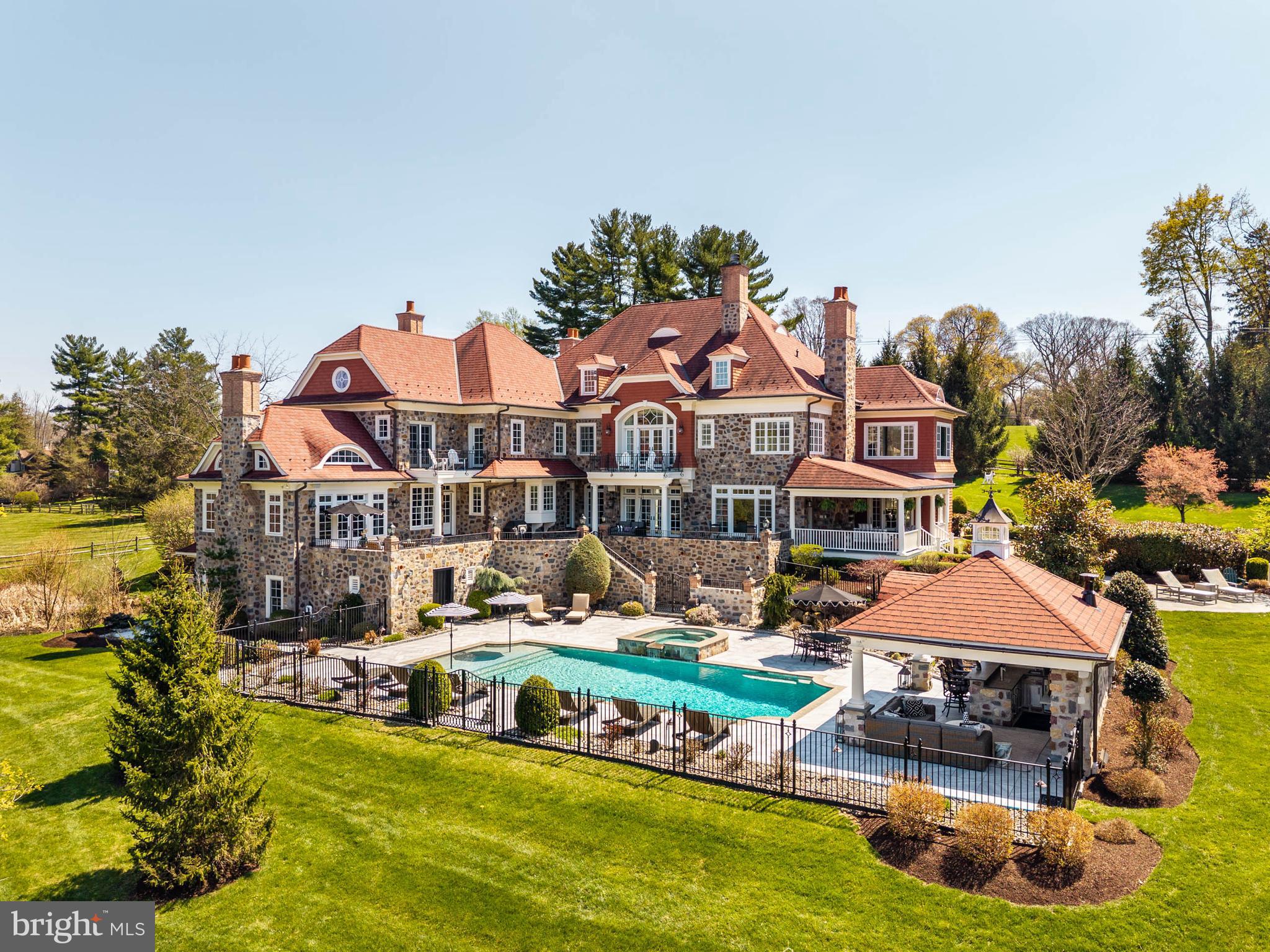 1075 South Leopard Road Berwyn, PA 19312 - Photo 7 of 111 Rear exterior