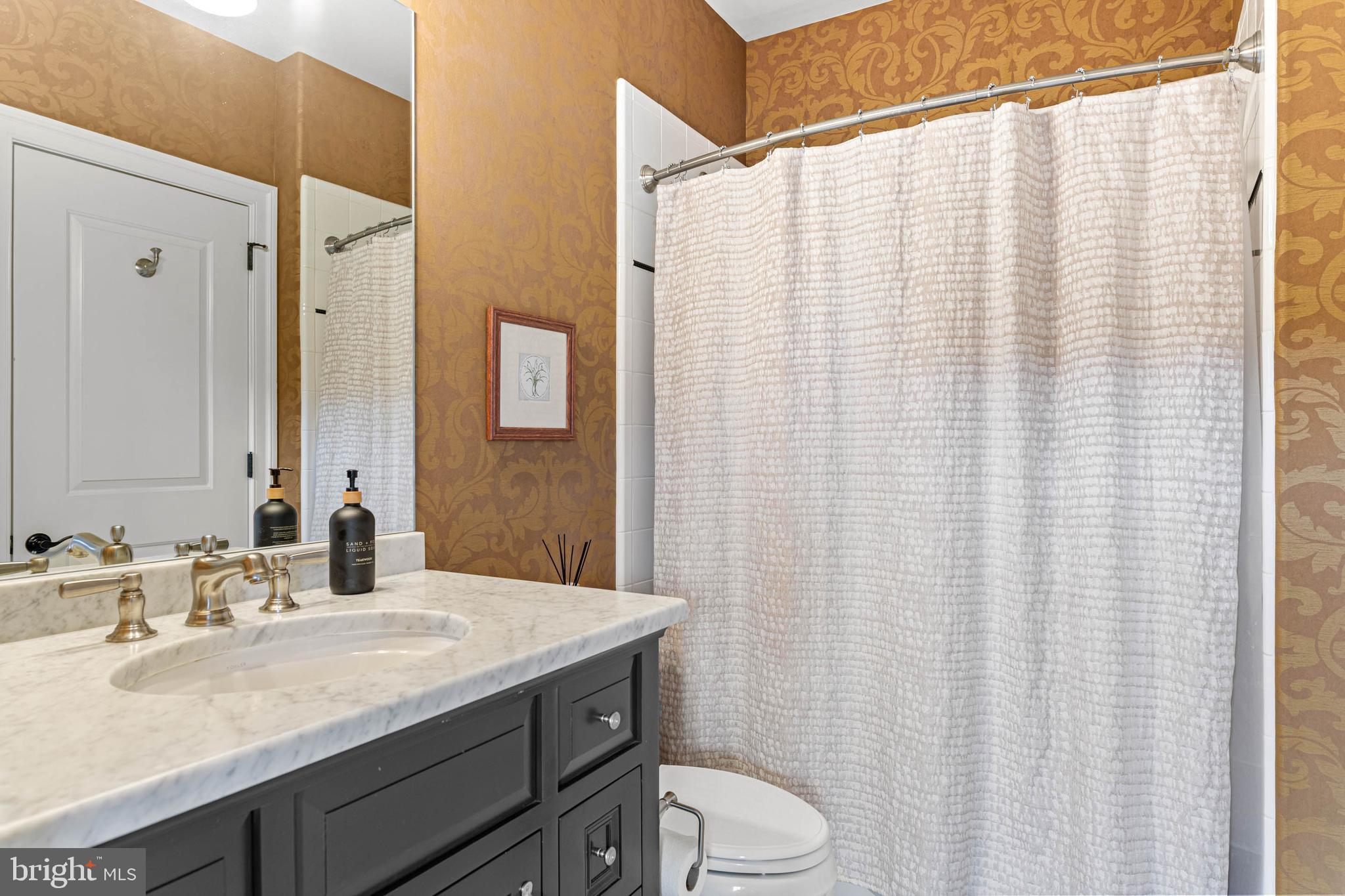 1075 South Leopard Road Berwyn, PA 19312 - Photo 78 of 111 Bath