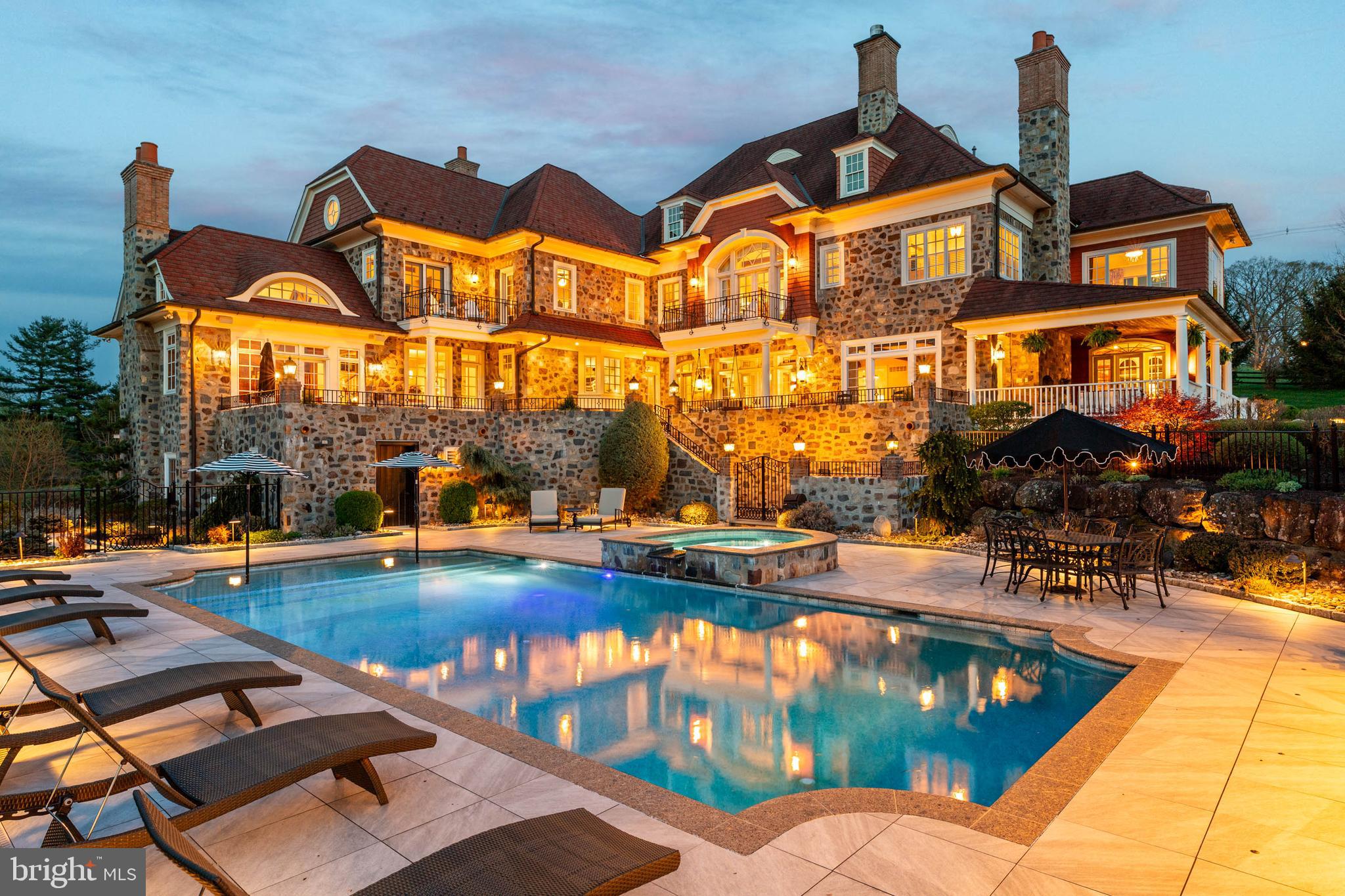 1075 South Leopard Road Berwyn, PA 19312 - Photo 99 of 111 Twilight view