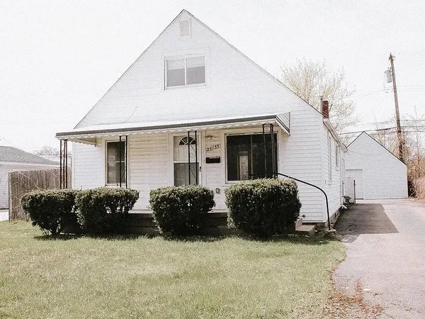 $3,150,000 | 26135 Groveland Street, Madison Heights, MI 48071