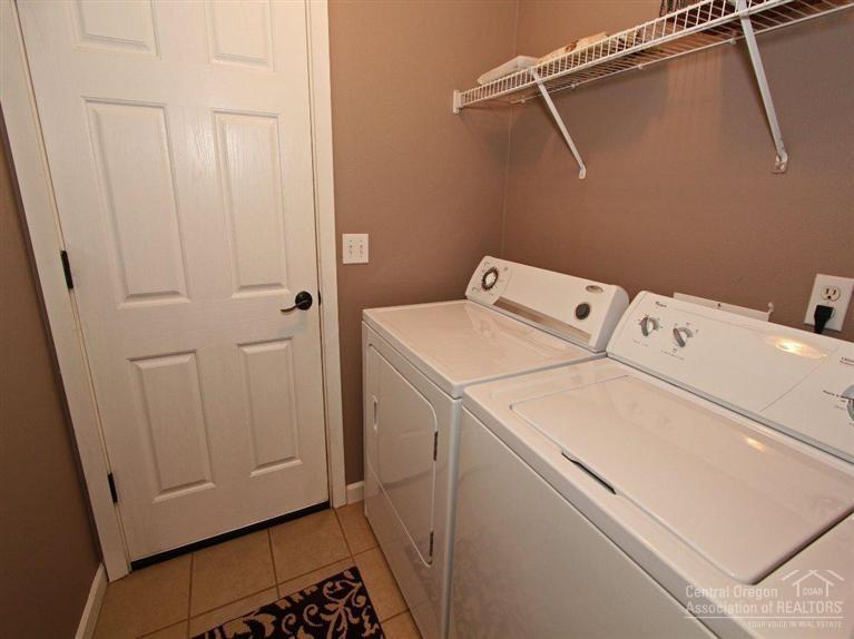 16983 Hermosa Road Bend, OR 97707 - Photo 18 of 22 Additional Photo