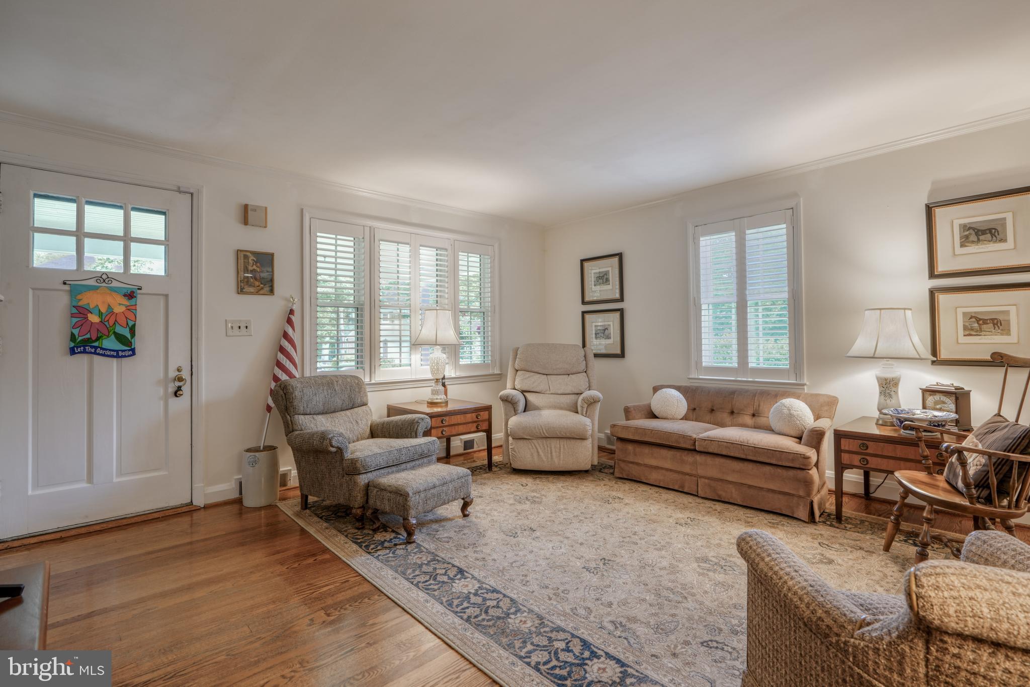 6418 Pinehurst Road Baltimore, MD 21212 - Photo 4 of 31