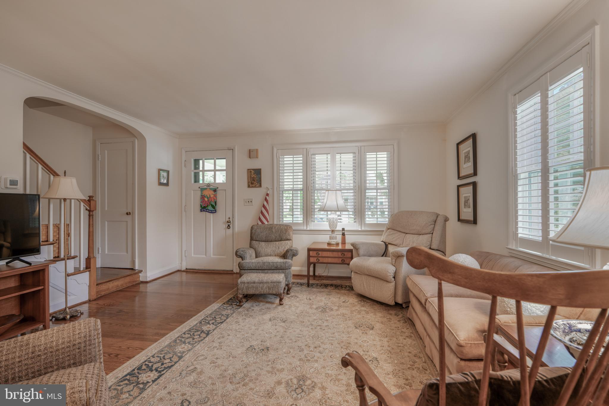 6418 Pinehurst Road Baltimore, MD 21212 - Photo 6 of 31