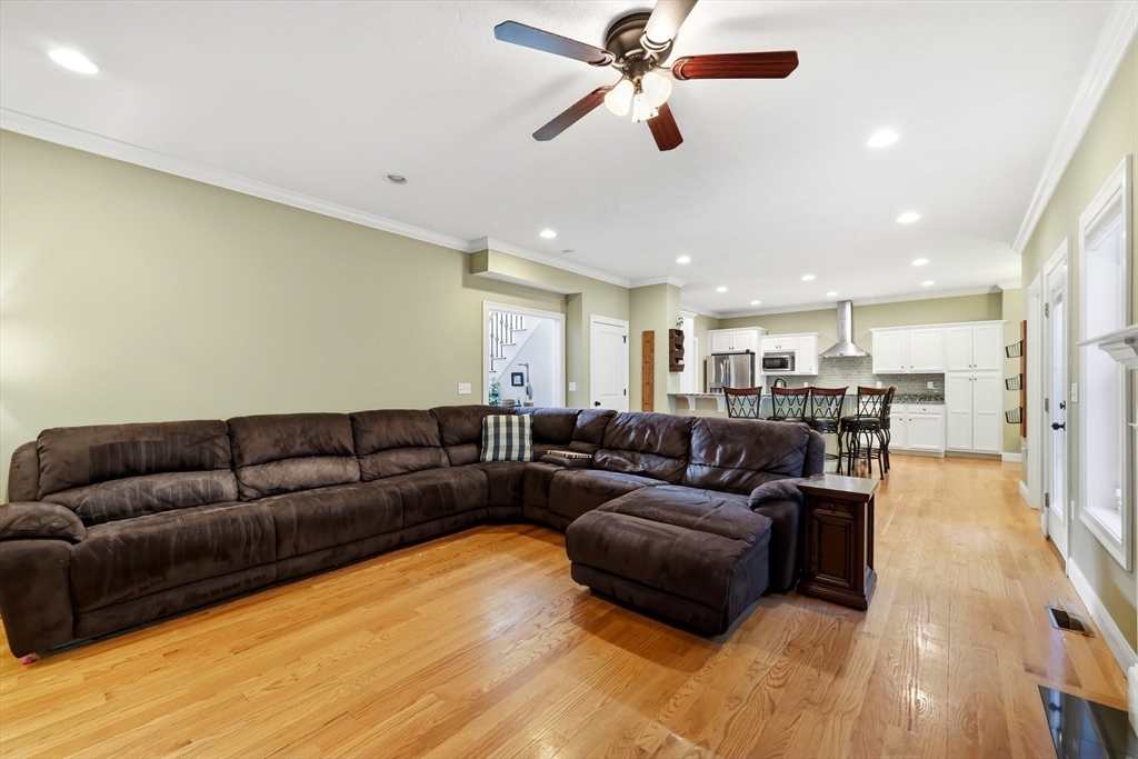 34 Bissonnette Circle Southampton, MA 01073 - Photo 12 of 42
