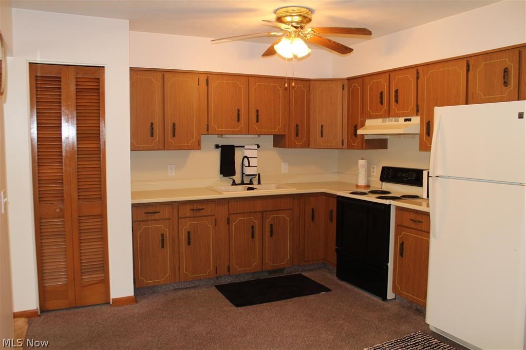 274 Manor Avenue Northwest Canton, OH 44708 - Photo 4 of 18