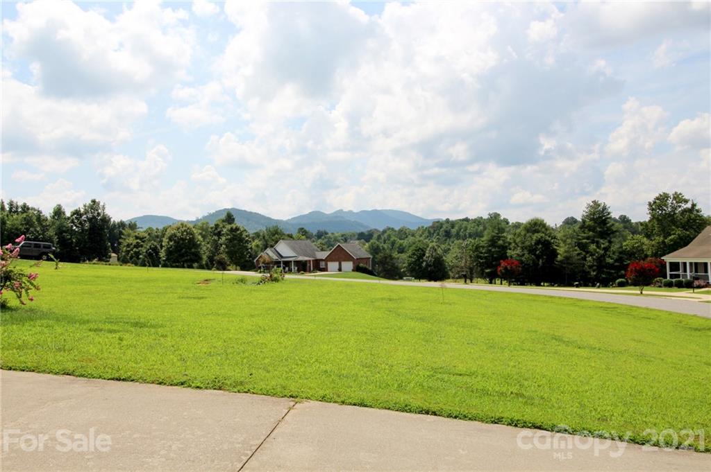 2481 Genes Loop Morganton, NC 28655 - Photo 3 of 43 Gallery Image 3