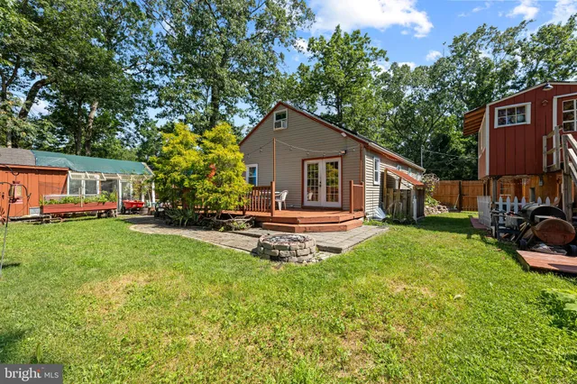 a house view with a garden space