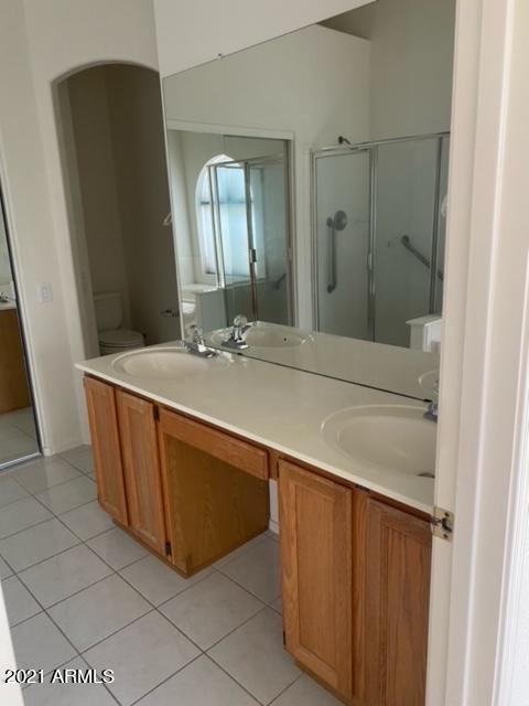 602 South Neely Street Gilbert, AZ 85233 - Photo 11 of 33 image19