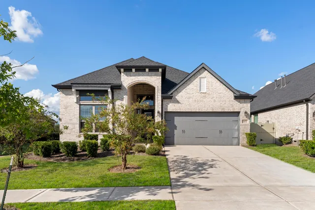 $485,000 | 10473 Eastern Bluestar Drive, Conroe, TX 77385
