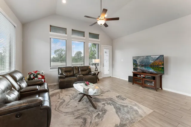 $485,000 | 10473 Eastern Bluestar Drive, Conroe, TX 77385