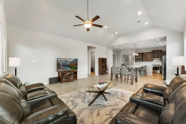 $485,000 | 10473 Eastern Bluestar Drive, Conroe, TX 77385