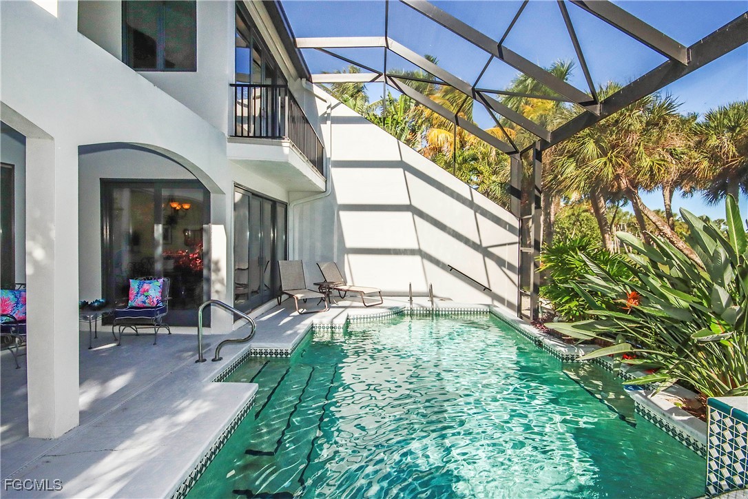 2548 Wulfert Road Sanibel, FL 33957 - Photo 16 of 36 a house view with a outdoor space