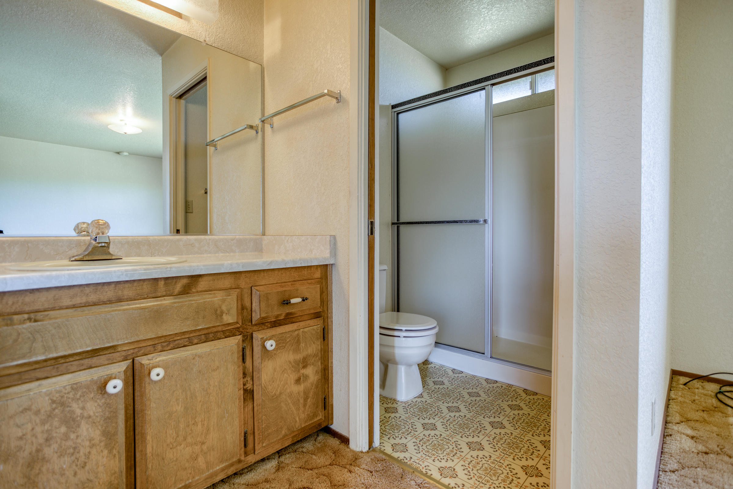 6768 Happy Valley Road Anderson, CA 96007 - Photo 19 of 20 master bathroom