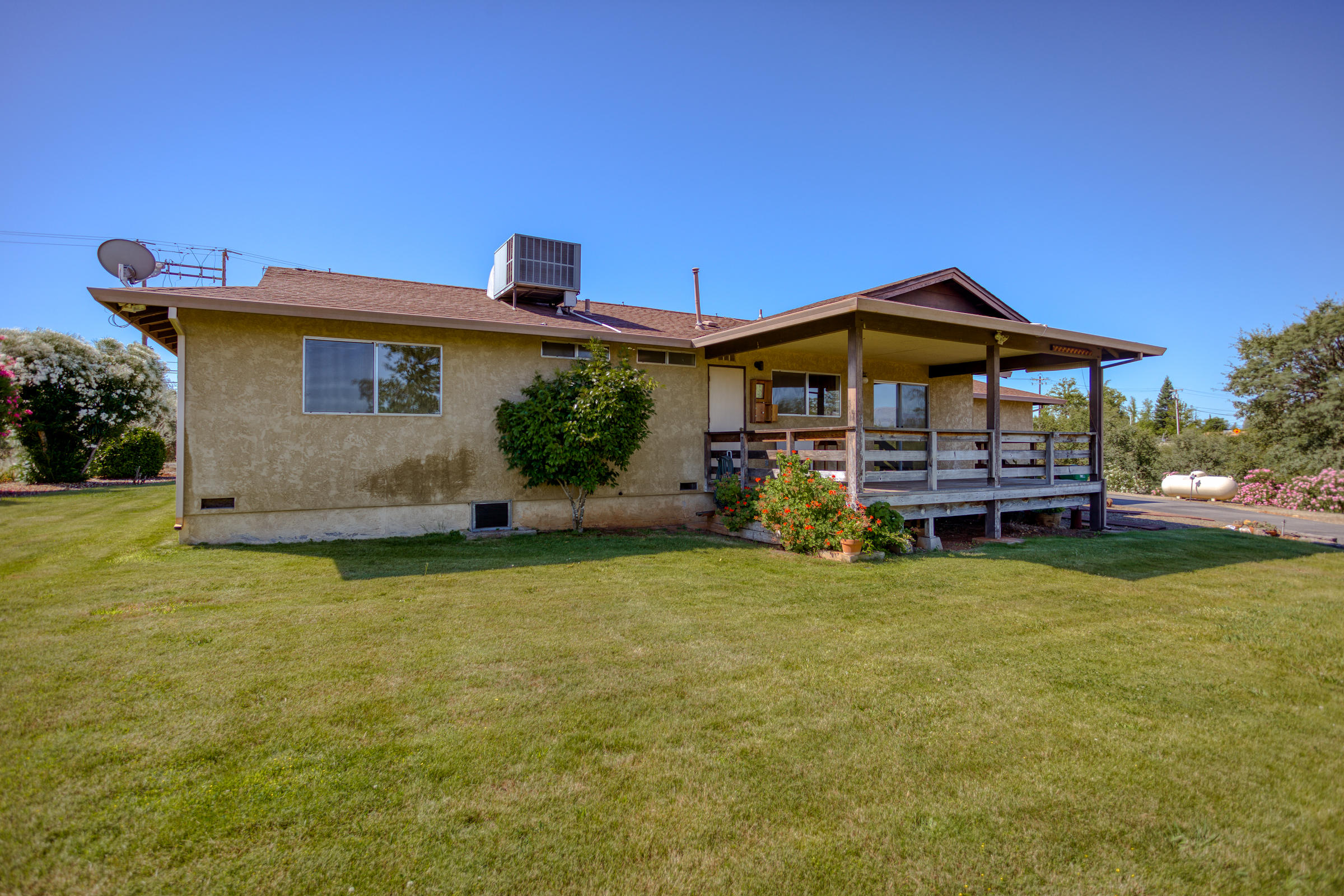 6768 Happy Valley Road Anderson, CA 96007 - Photo 6 of 20 backyard