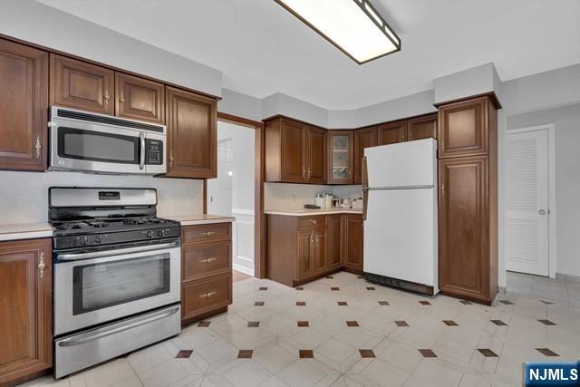 849 Elizabeth Street, Unit 1 Ridgefield, NJ 07657 - Photo 14 of 29