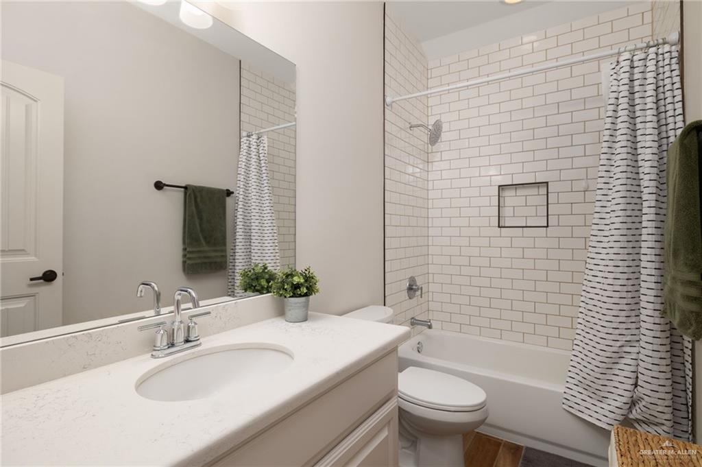 14404 Chalk Rdg Drive McAllen, TX 78504 - Photo 20 of 33