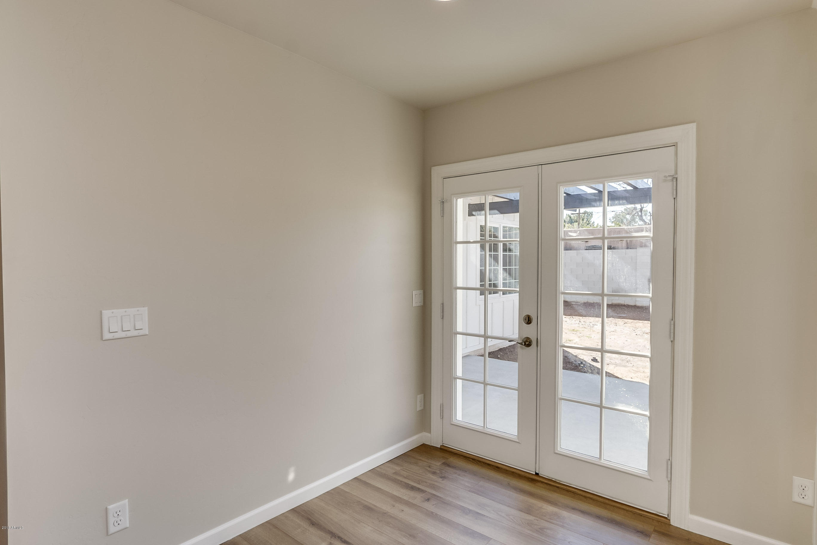 3535 East Piccadilly Road Phoenix, AZ 85018 - Photo 13 of 38 Piccadilly - 029