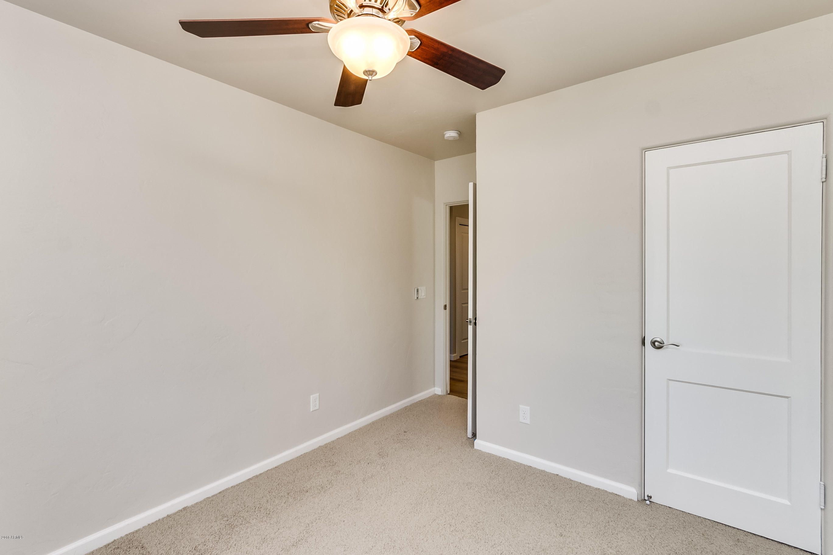 3535 East Piccadilly Road Phoenix, AZ 85018 - Photo 23 of 38 Piccadilly - 008