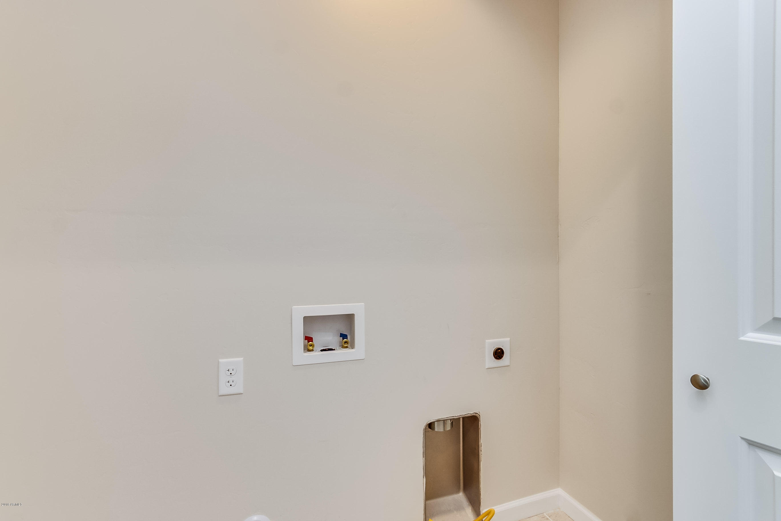 3535 East Piccadilly Road Phoenix, AZ 85018 - Photo 30 of 38 Piccadilly - 032