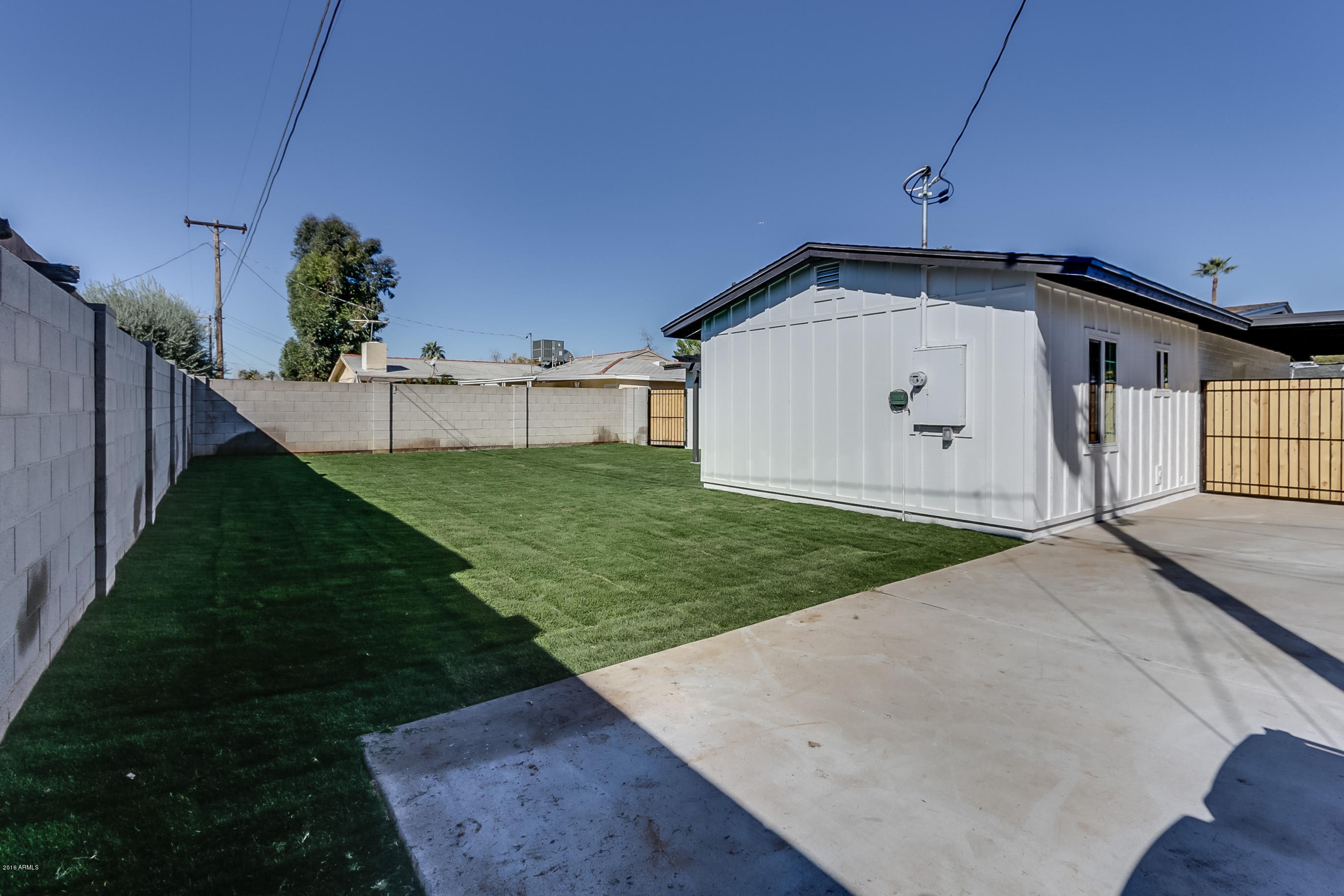 3535 East Piccadilly Road Phoenix, AZ 85018 - Photo 35 of 38 Piccadilly-008