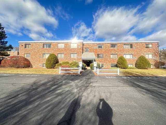 $1,850 | 67 Milliken Avenue, Unit 21B, Franklin, MA 02038