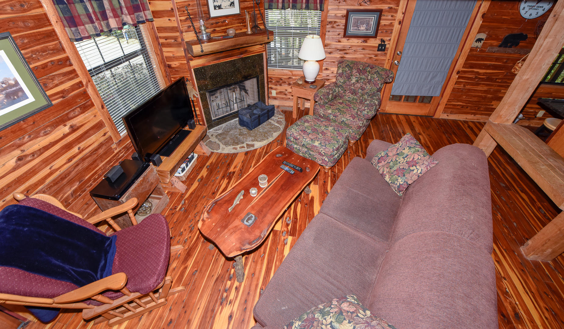 427 Laurel Road Townsend, TN 37882 - Photo 4 of 19 _DSC1416