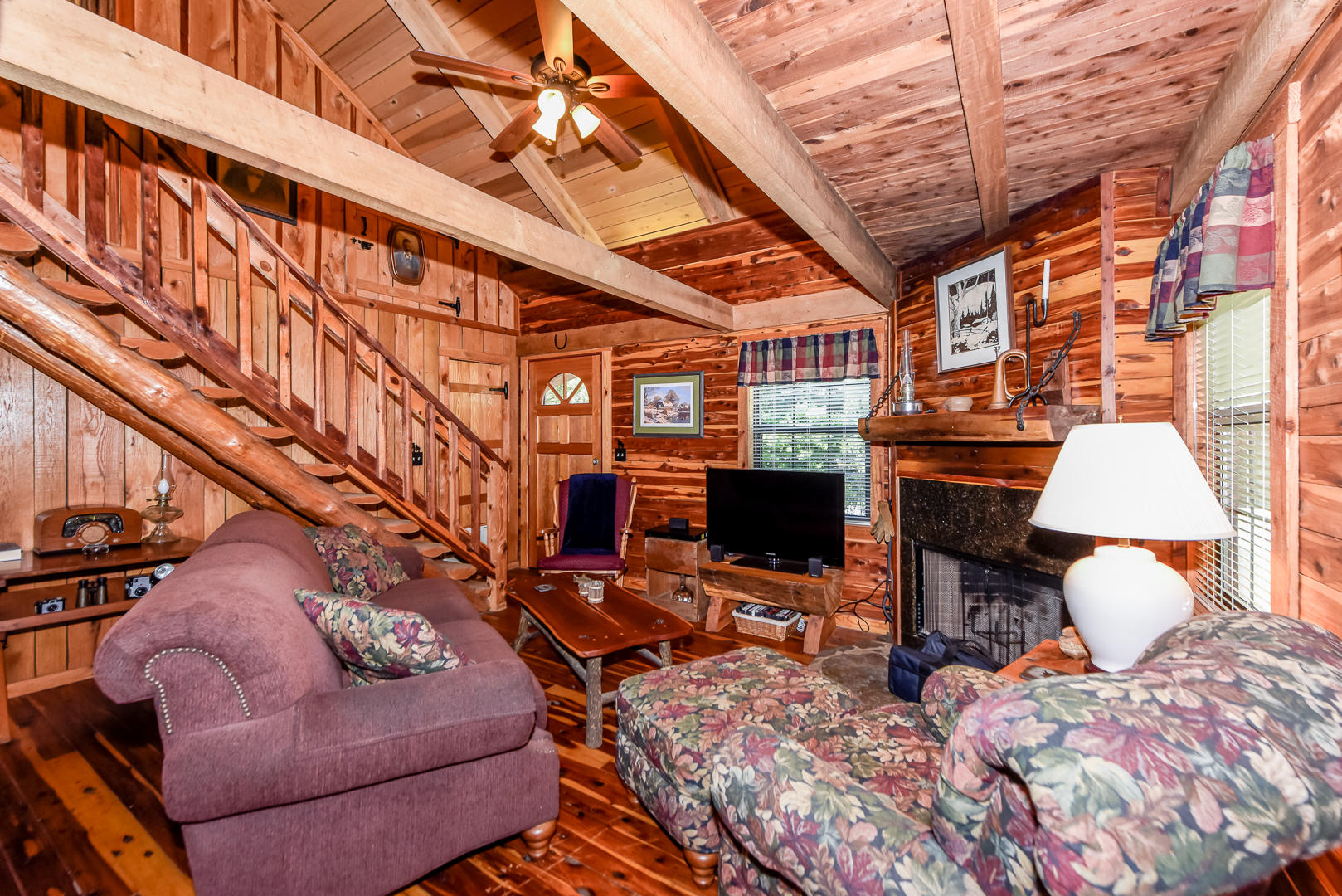 427 Laurel Road Townsend, TN 37882 - Photo 5 of 19 _DSC1388