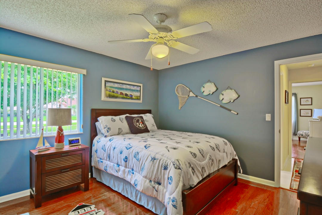 10269 Camelback Lane Boca Raton, FL 33498 - Photo 21 of 27 N2Go20