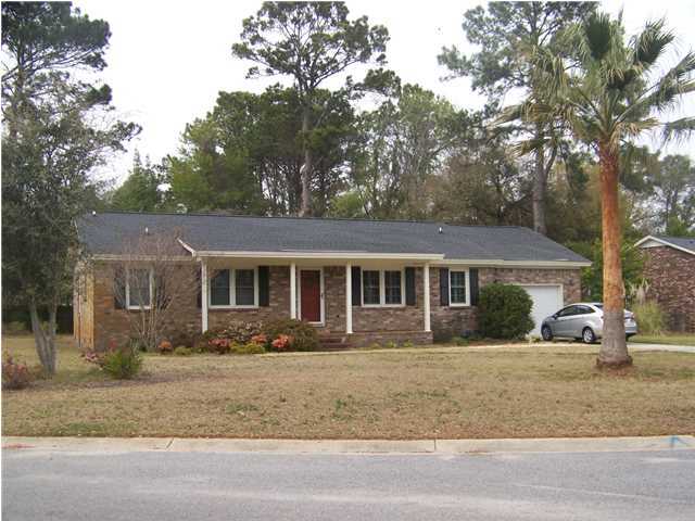 1135 Two Rivers Court Mount Pleasant, SC 29464 - Photo 1 of 4 Primary Photo