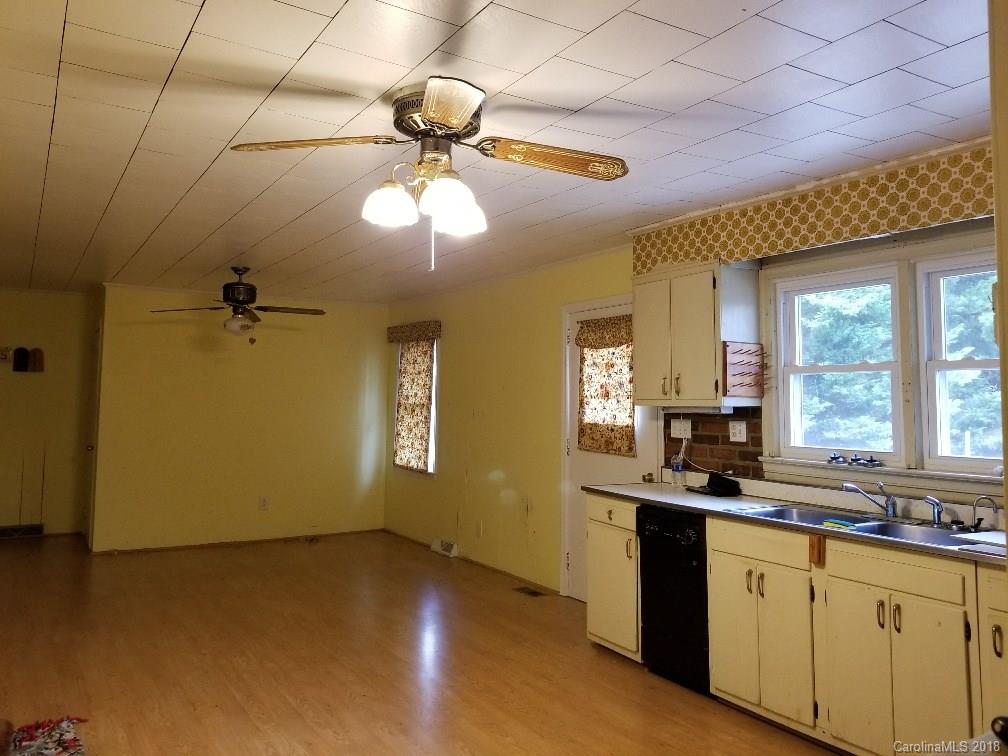 746 Strider Road Troy, NC 27371 - Photo 5 of 16 Gallery Image 5