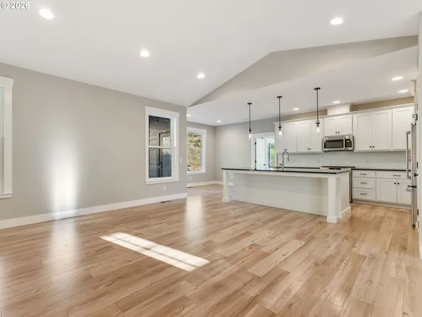 $650,000 | 37027 Danner Ridge Lane, Astoria, OR 97103