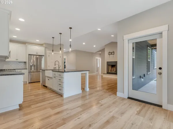 $650,000 | 37027 Danner Ridge Lane, Astoria, OR 97103