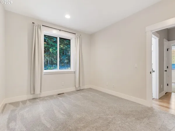 $650,000 | 37027 Danner Ridge Lane, Astoria, OR 97103