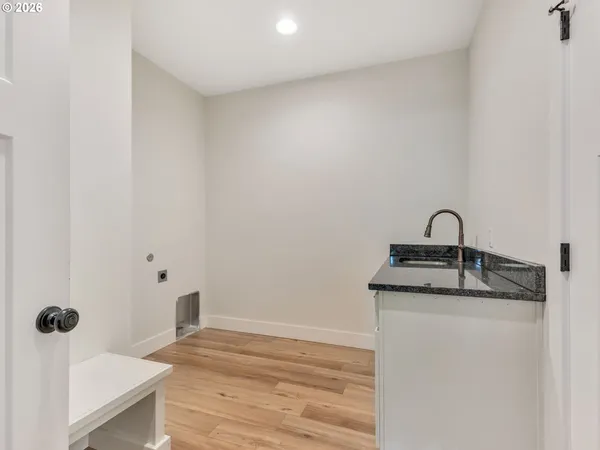 $650,000 | 37027 Danner Ridge Lane, Astoria, OR 97103