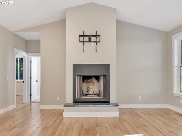 $650,000 | 37027 Danner Ridge Lane, Astoria, OR 97103