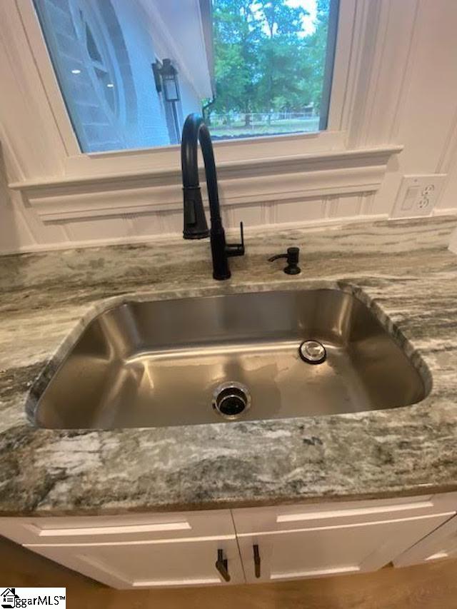 306 Garrett Street Fountain Inn, SC 29644 - Photo 9 of 35 Gallery Image 9