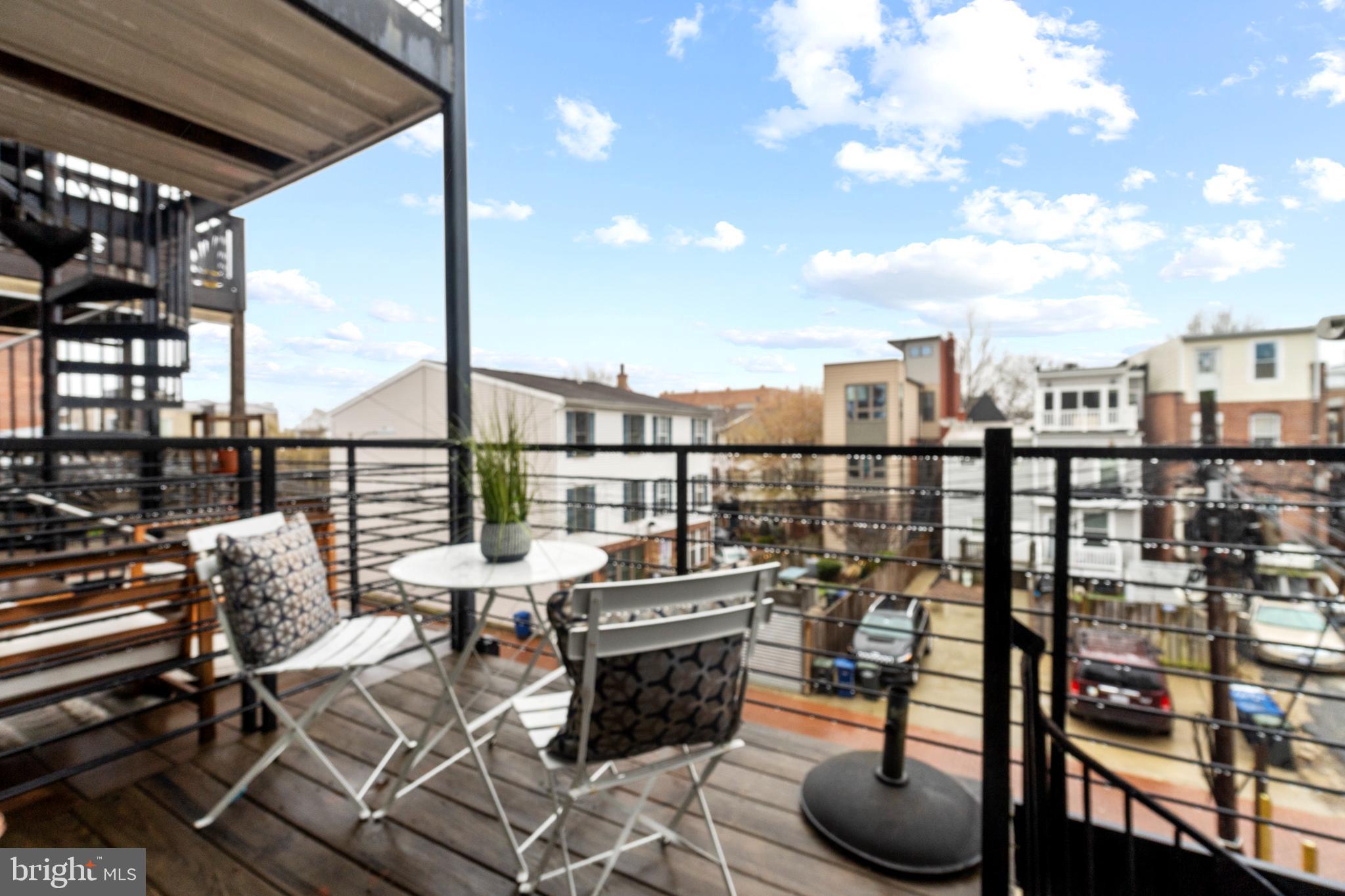 1130 Columbia Road Northwest, Unit 3 Washington, DC 20009 - Photo 35 of 40 Balcony