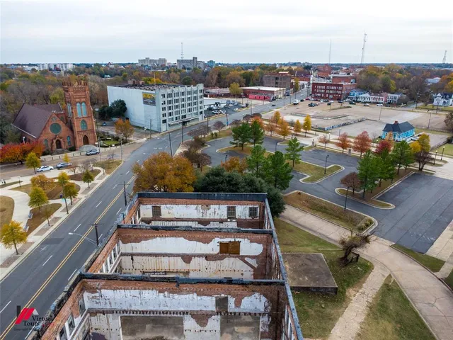 a view of a fireplace