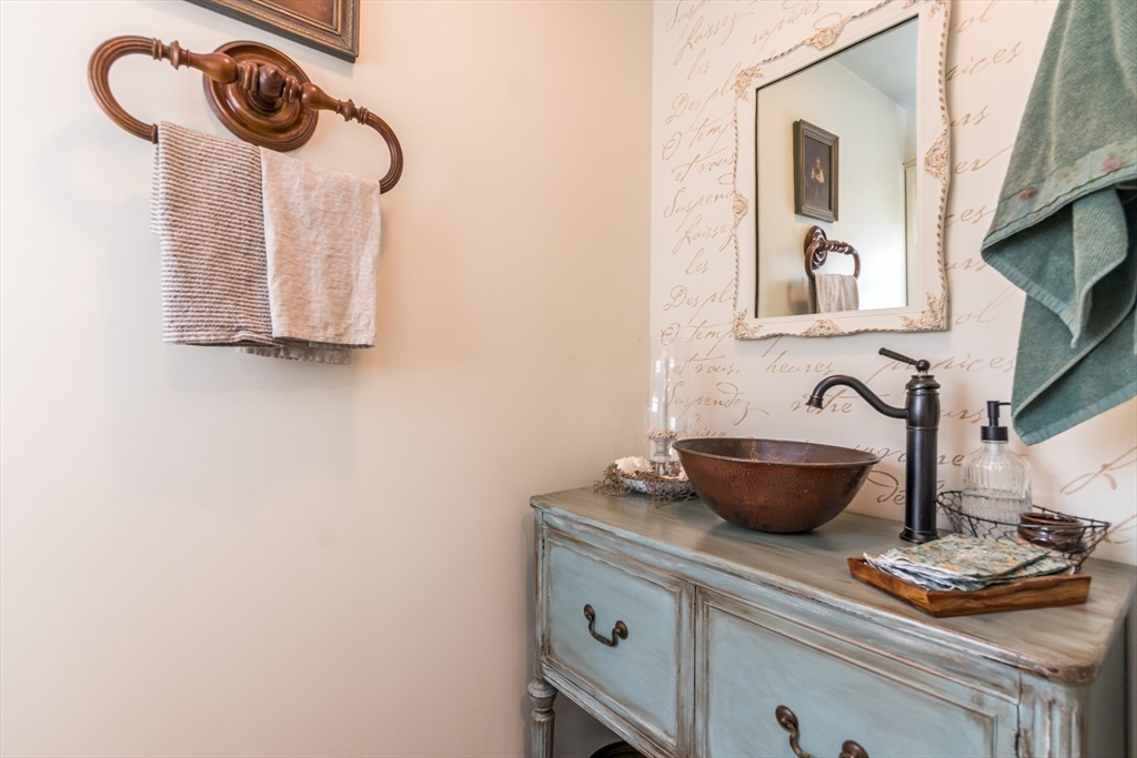 6 Aspen Road, Unit 6 Bourne, MA 02532 - Photo 22 of 40