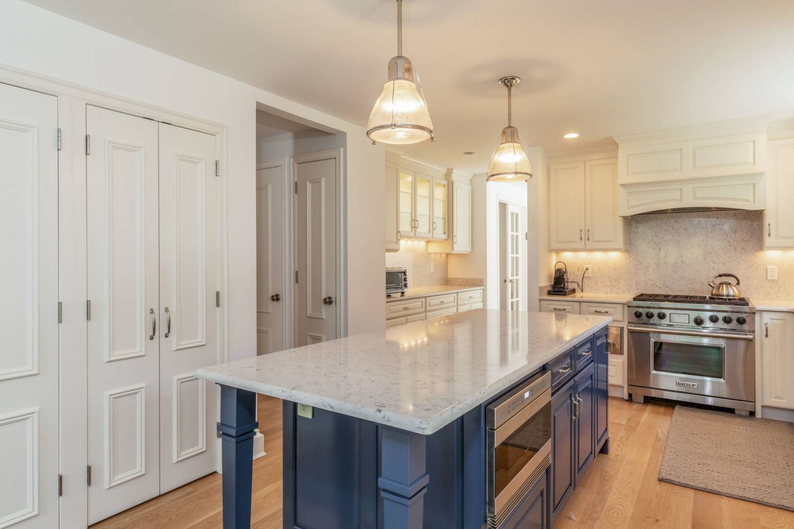 33 Cedar Street East Hampton, NY 11937 - Photo 2 of 16