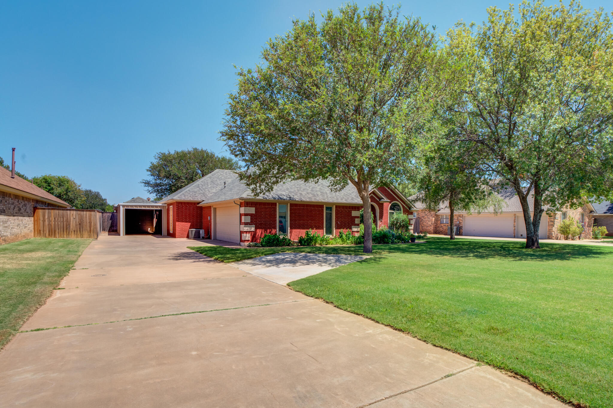 8605 Rochester Avenue Lubbock, TX 79424 - Photo 5 of 22 DSC02492_3_4