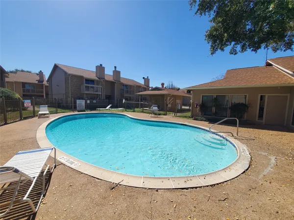 $54,000 | 1505 Ward Road, Unit 218, Baytown, TX 77520