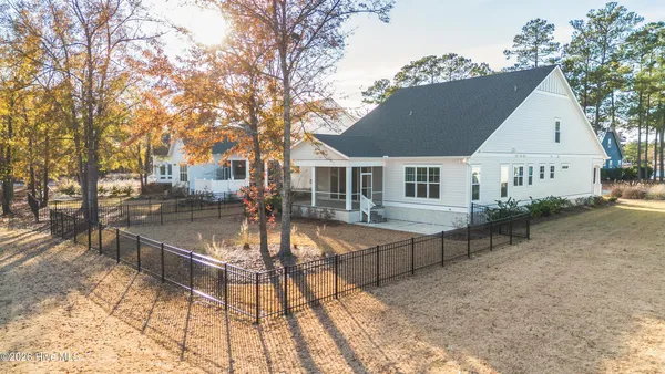 $747,000 | 3677 Rivergate Way Northeast, Leland, NC 28451