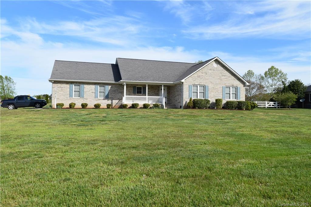 3450 Cloninger Road Dallas, NC 28034 - Photo 1 of 24 Gallery Image 1